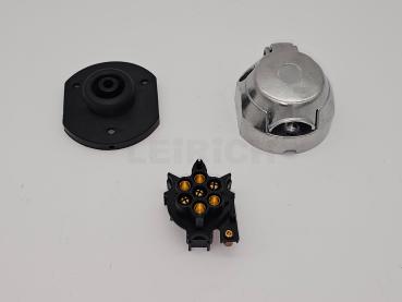 7-pol. Steckdose, 12V mit Gummidichtung - Metallausführung