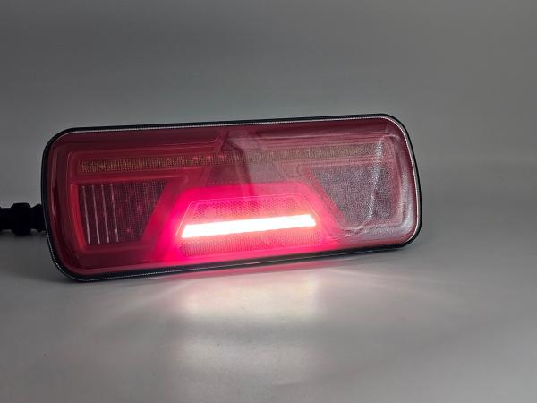 VC-2000 Voll LED Heckleuchte links