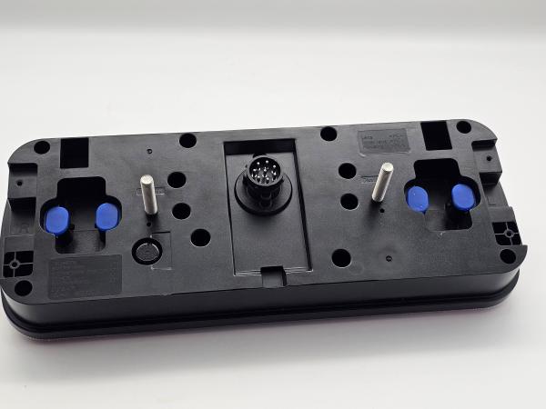VC-2000 Voll LED Heckleuchte links