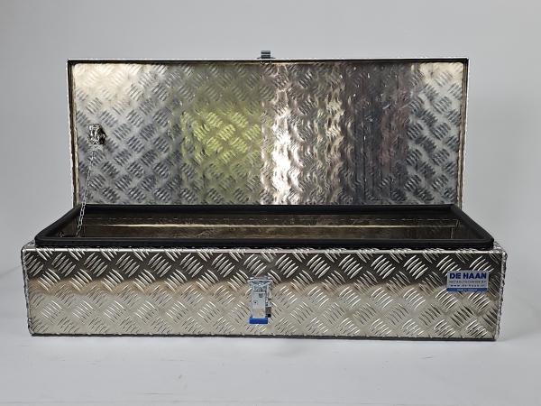 Alu Riffelblech Deichselbox 900 x 180 x 380