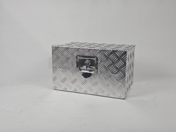 Alu Riffelblech Staubox Unterflur
