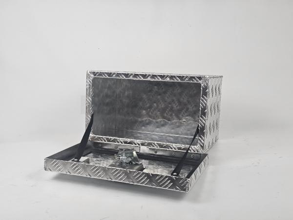 Alu Riffelblech Staubox Unterflur