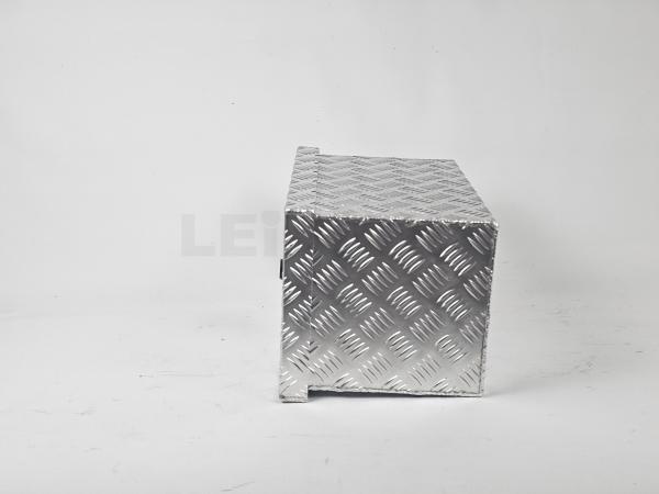 Alu Riffelblech Staubox Unterflur